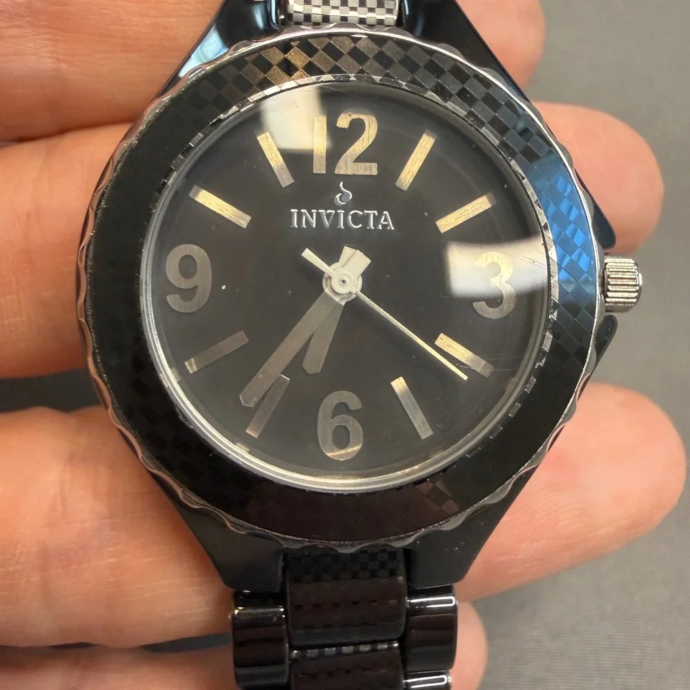 Invicta Womens Black Ceramic Style Watch Carbon Fiber Dial Link Bracelet Box Set